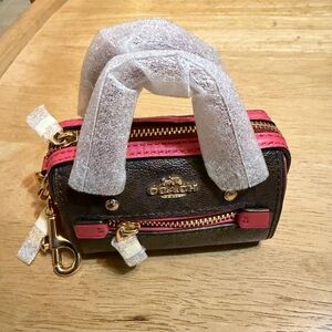 COACH Rowan coin case in blocked signature canvas NWT